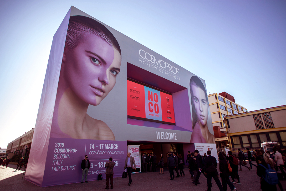 Lo stand Previa a Cosmoprof Bologna